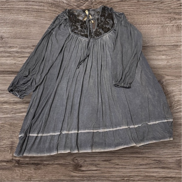 NWT POL Boho Lace Yoke Flowy Mini Dress – Size Small - Picture 1 of 7